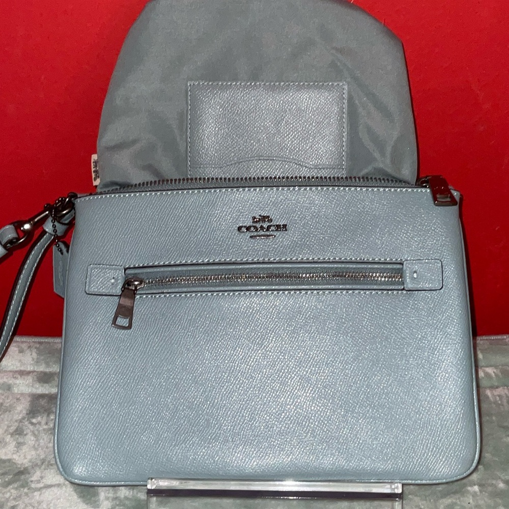 Coach green Leather Crossbody Wristlet with Silver Hardware NWOTS - Picture 9 of 10